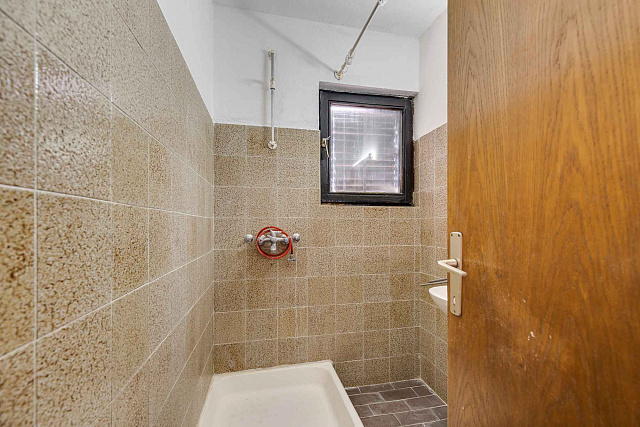 For sale house in Petrovac with a sea view — photo 30